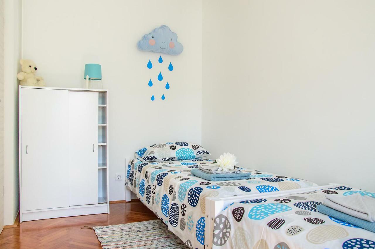 Apartment Family Time Umag Exterior photo